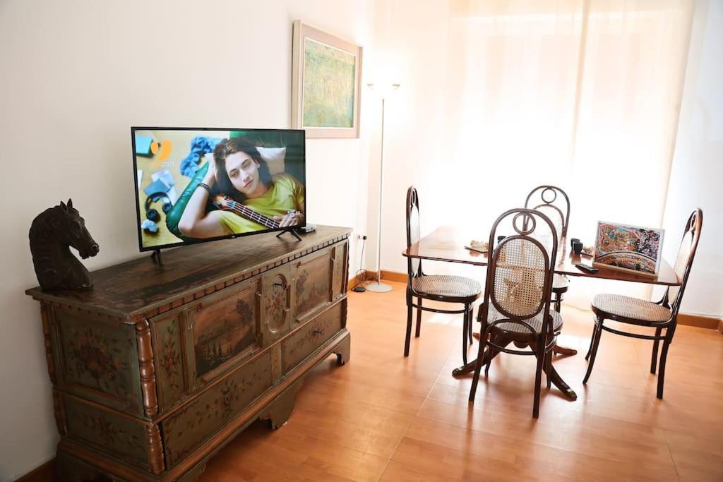 La Casa Del Maggiore, Tra Mare E Centro Apartment Палермо Екстериор снимка